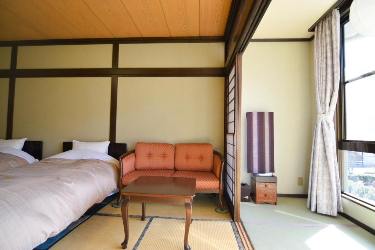 Hotel Yamabuki Komagane Exterior foto